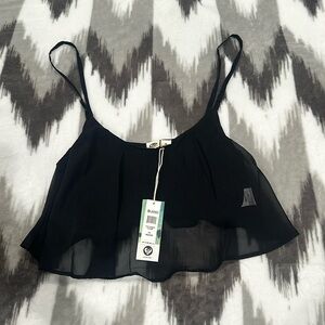 @ LEGACI size medium crop tank NWT